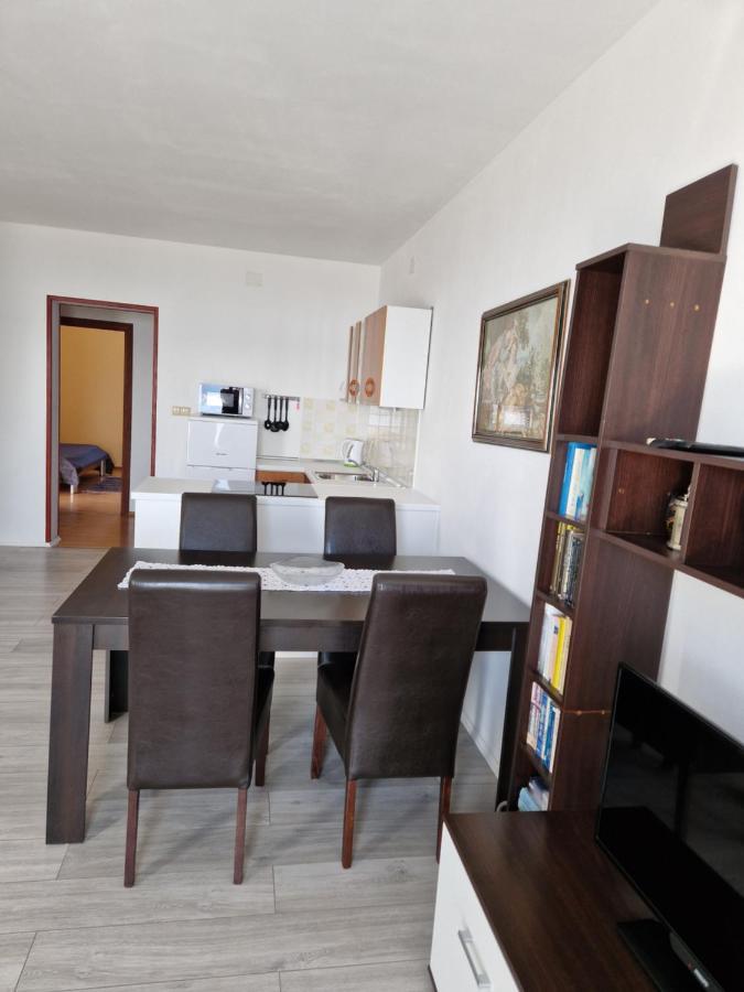 Apartments Velic Цриквениця Екстер'єр фото